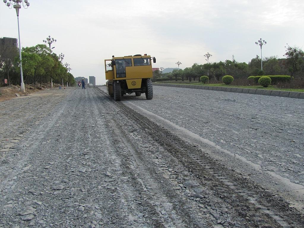 路面碎石化施工的主要流程是怎样的
